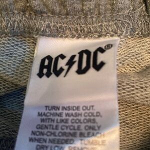 Cool boys AC/Dc brand shorts 4t